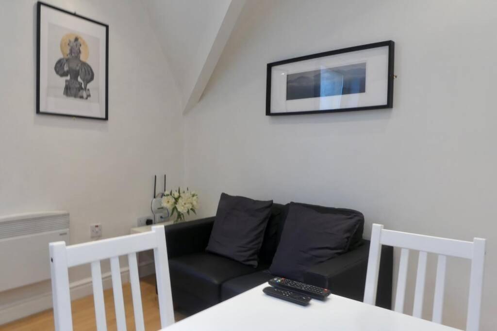 2 Bedroom Apartment Nr City Centre, Uni & Parks Cardiff Exterior photo